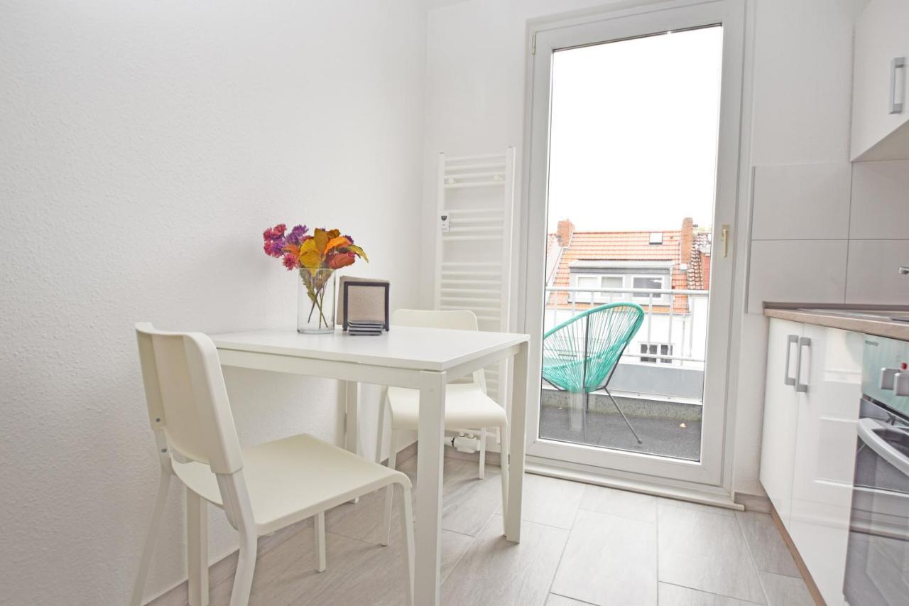 Zentrale Wohnung Im Herzen Des Viertels Brema Exterior foto
